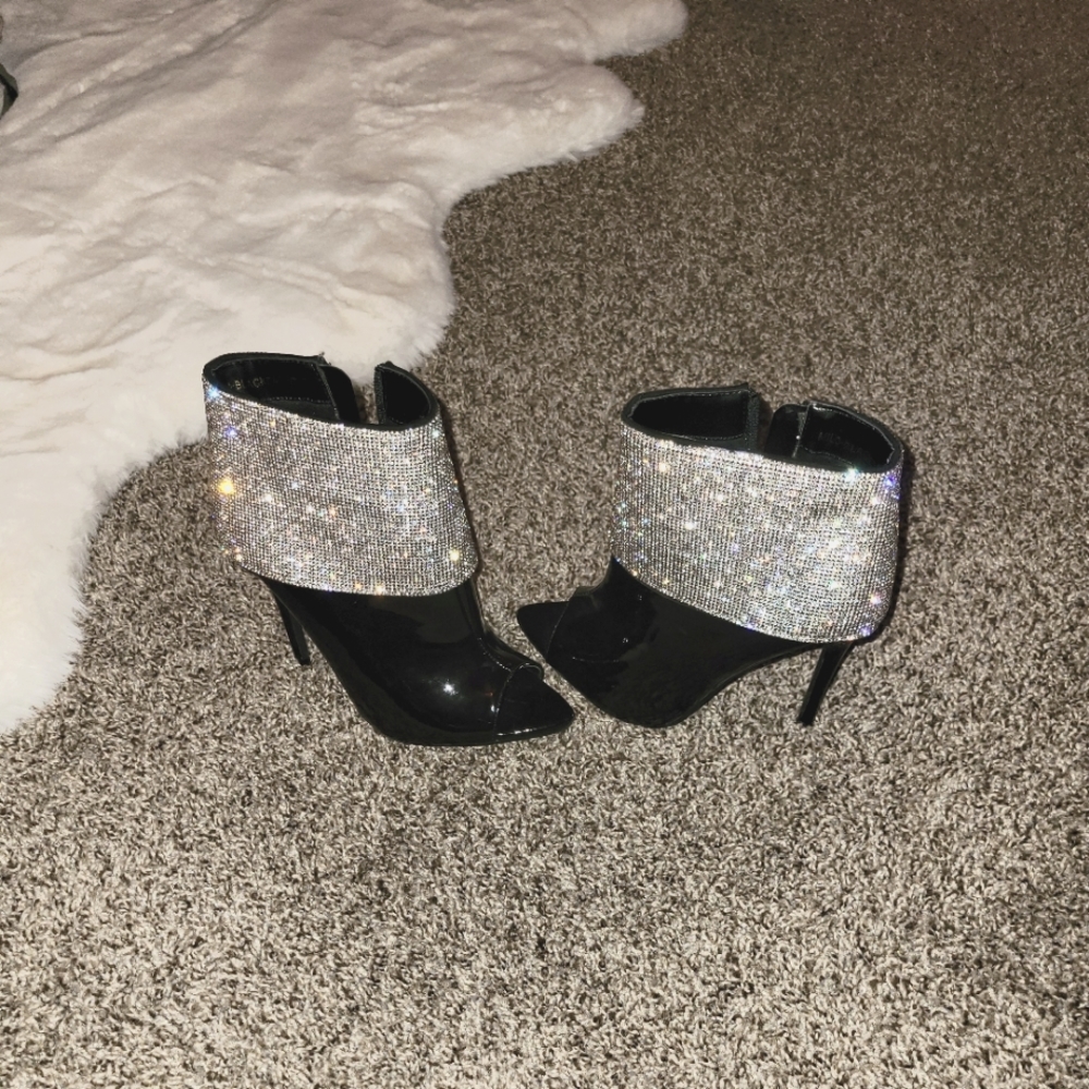 Ankle boots